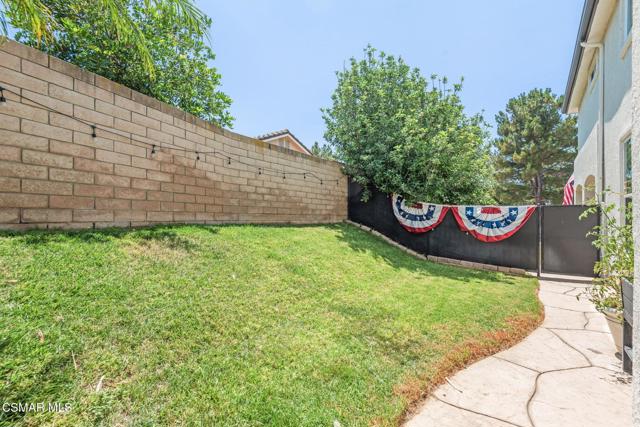 2758 Briarpatch Drive, Simi Valley CA: https://media.crmls.org/mediaz/9c7b1130-4362-4ace-8226-96def20b3b2f.jpg
