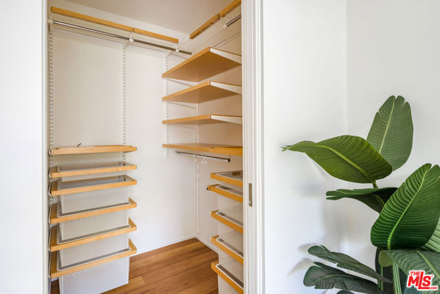 3537 Beethoven Street, Los Angeles CA: https://media.crmls.org/mediaz/9c7b3820-8b29-4413-b7d7-1a8bdc63e8a1.jpg