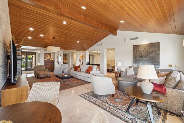 73231 Mariposa Drive, Palm Desert CA: https://media.crmls.org/mediaz/9c7cb7e0-26b6-49af-81f6-e556bcaee95f.jpg