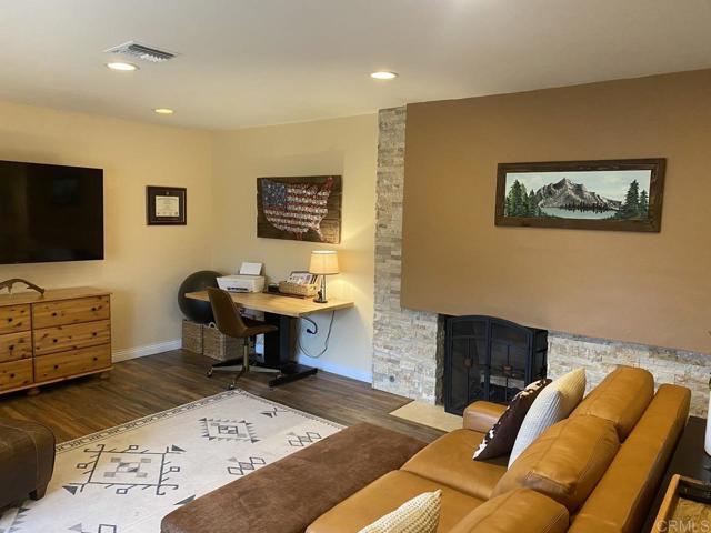 Detail Gallery Image 7 of 19 For 17248 Bernardo Oaks Dr., San Diego,  CA 92128 - 3 Beds | 2 Baths