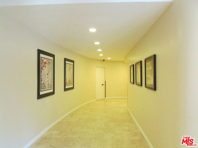 10645 Wilshire Boulevard, Los Angeles CA: https://media.crmls.org/mediaz/9c7f0b1b-cb7c-4265-a0d8-a28dc6ef61d0.jpg