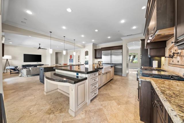 5102 Espinoza Road, El Cajon CA: https://media.crmls.org/mediaz/9c7f2560-be58-40ff-8f6a-8c0aad3e23a7.jpg