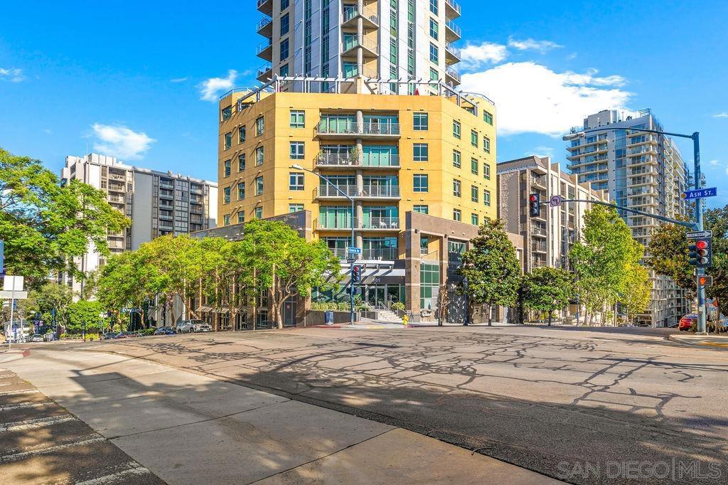 801 Ash St - photo 2