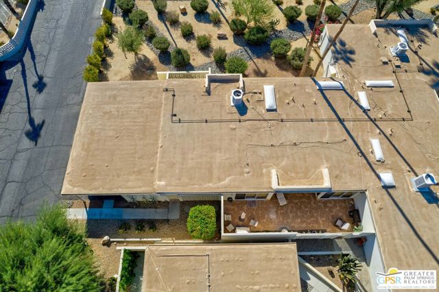 1859 Sandcliff Road, Palm Springs CA: https://media.crmls.org/mediaz/9c81e2a0-a2bd-4f83-be90-3a5eadd3b21c.jpg