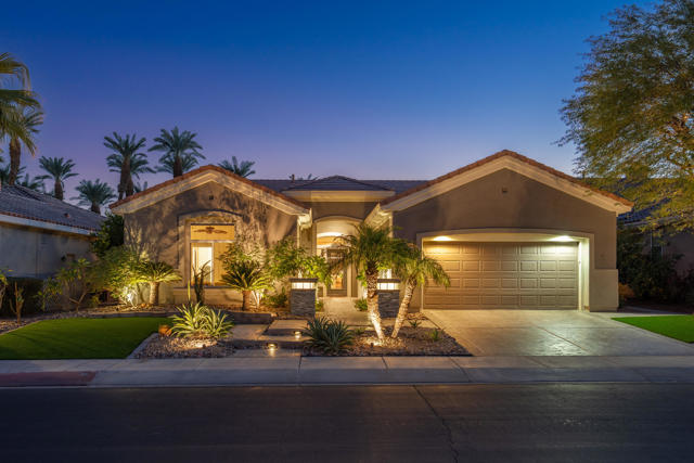 78795 Alliance Way, Palm Desert CA: https://media.crmls.org/mediaz/9c82ebc2-b9a6-486f-8107-ba96602285c7.jpg