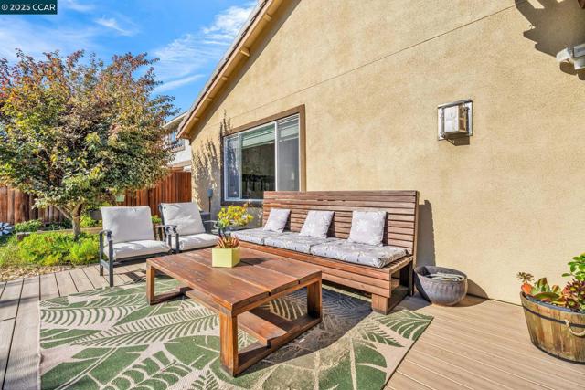 150 Rancho Bernado Ct, Pittsburg CA: https://media.crmls.org/mediaz/9c8309fe-a3b1-4b10-9867-36ce098878b7.jpg