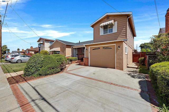 Image 1 of 47 For 15126 Andover St