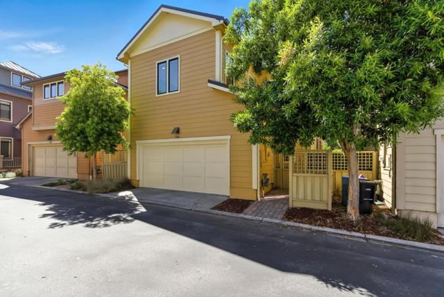 405 Spruce Lane, Palo Alto CA: https://media.crmls.org/mediaz/9c83d1f7-249e-43d4-a684-14414052703f.jpg