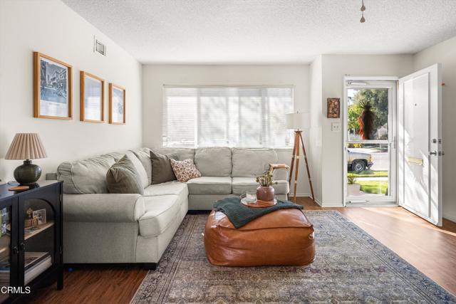 Detail Gallery Image 12 of 34 For 662 666 College Dr, Ventura,  CA 93003 - – Beds | – Baths