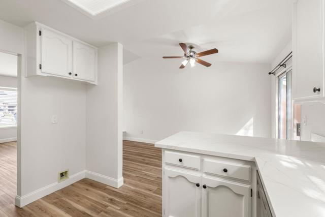 46315 Pine Meadow Drive, King City CA: https://media.crmls.org/mediaz/9c86cb09-e40f-49fa-a444-a094104f527d.jpg