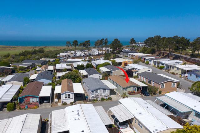 3 Lighthouse Road, Half Moon Bay CA: https://media.crmls.org/mediaz/9c86eced-d7b0-40b3-bd75-3e8b72d321a0.jpg