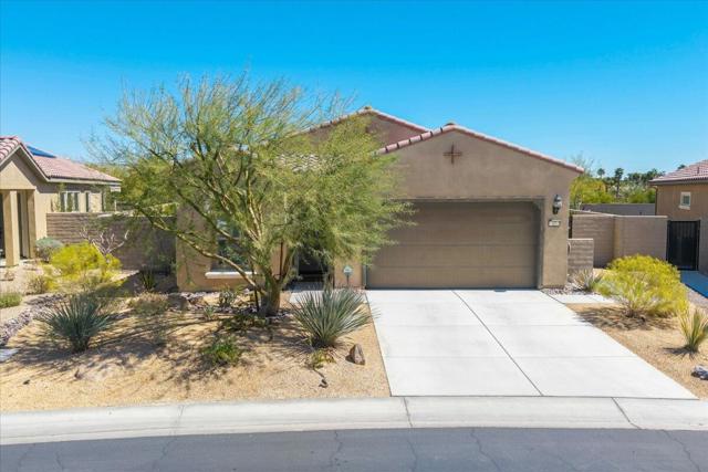 57 Syrah, Rancho Mirage CA: https://media.crmls.org/mediaz/9c871b76-3008-4af9-abd4-a745e6328fa7.jpg