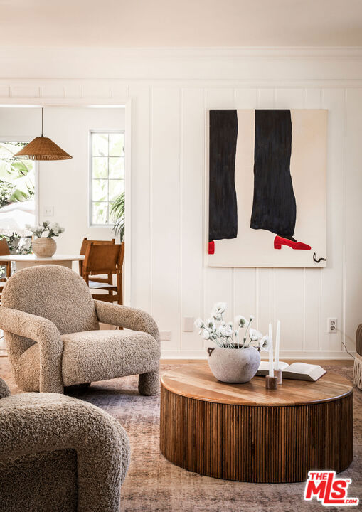 2300 Pisani Place, Venice CA: https://media.crmls.org/mediaz/9c8852e0-4b6c-4764-9df0-4d5b0b0c62d5.jpg