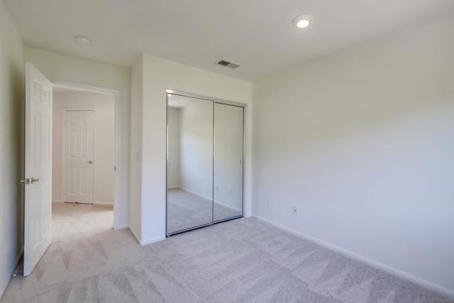 11532 Creekstone Lane, San Diego CA: https://media.crmls.org/mediaz/9c88b58a-d8e4-4fc8-8c17-f7e1f1dabb90.jpg