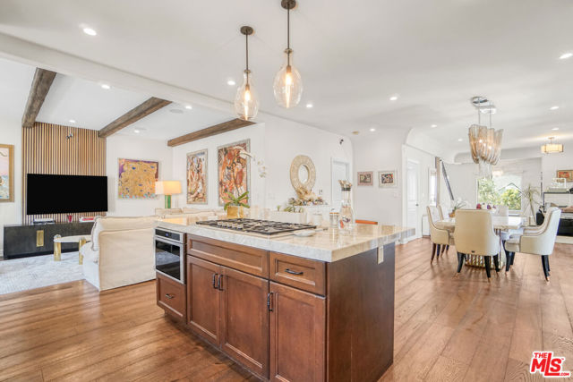 1042 S Stanley Avenue, Los Angeles CA: https://media.crmls.org/mediaz/9c896222-699a-4281-9c3c-18c00f589b15.jpg