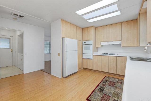 Detail Gallery Image 21 of 47 For 4967 Cindy Ave., Carlsbad,  CA 92008 - 2 Beds | 2 Baths