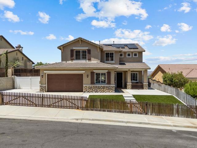28303 Pinyon Pine Court, Menifee CA: https://media.crmls.org/mediaz/9c8ace63-d165-4ad9-be8d-5f3d52c6c3ea.jpg