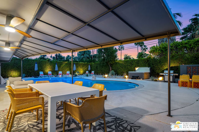 281 E Ocotillo Avenue, Palm Springs CA: https://media.crmls.org/mediaz/9c8e0239-a83b-4408-9156-be5b75a798a1.jpg