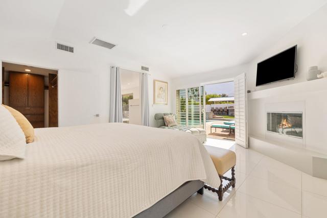 2943 Guadalupe Road, Palm Springs CA: https://media.crmls.org/mediaz/9c8ef831-f55b-45d5-a9e9-9b1b6a9df0d3.jpg