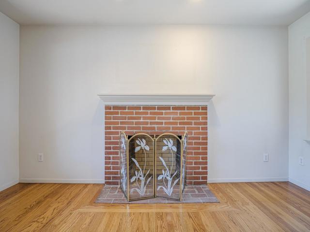 739 Quartz Street, Redwood City CA: https://media.crmls.org/mediaz/9c8f5cf4-600e-4e42-bd02-ec8032323fe0.jpg