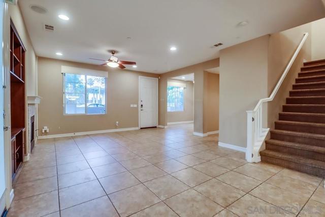 1715 Rolling Water Dr, Chula Vista CA: https://media.crmls.org/mediaz/9c8fb141-a00c-48b8-8a6d-6d95ce2f302f.jpg