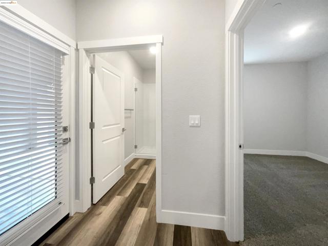 2066 Espana Ln, Rio Vista CA: https://media.crmls.org/mediaz/9c8fbb32-5bc3-4a6c-8594-1af3337a9f37.jpg