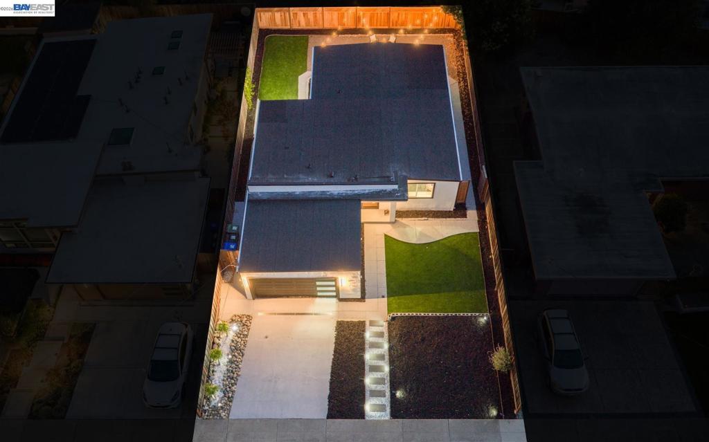 https://media.crmls.org/mediaz/9c90c900-834b-4472-aee0-993a725b8180.jpg?preset=X-Large