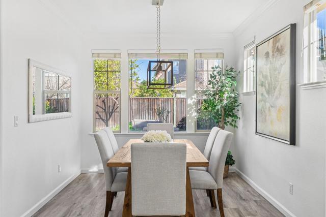 Image 23 of 46 For 37812 Appletree Court