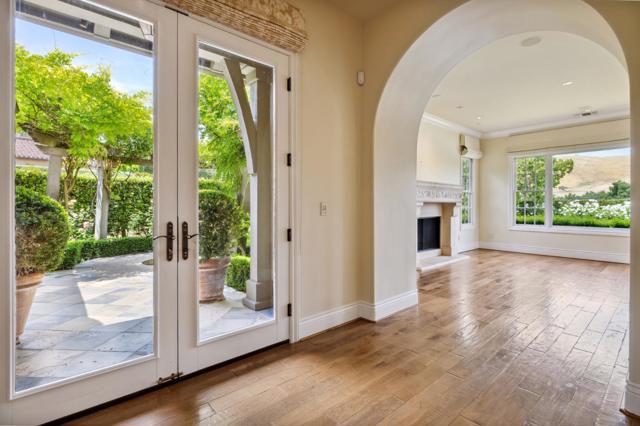 1305 Lions Peak Lane, San Martin CA: https://media.crmls.org/mediaz/9c926b03-0e77-4a1c-8ffe-1219ec1bcd6a.jpg