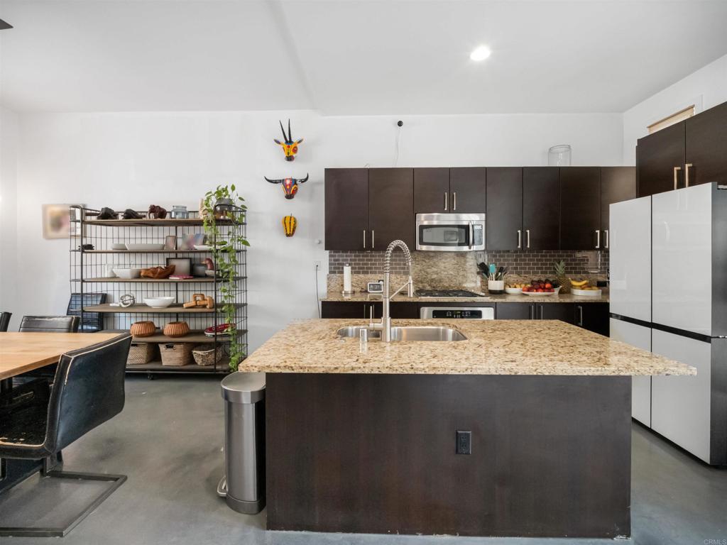 540 9th Avenue - photo 6