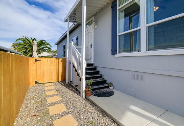 Detail Gallery Image 19 of 25 For 718 Sycamore Ave #14,  Vista,  CA 92083 - 3 Beds | 2 Baths