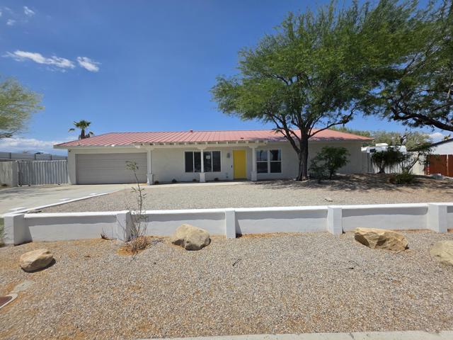 1800 E Joyce Drive Drive, Palm Springs CA: https://media.crmls.org/mediaz/9c9372f1-d556-4192-bd73-ecaedfd78ffd.jpg