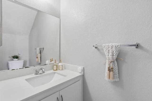 205 Del Valle Cir, El Sobrante CA: https://media.crmls.org/mediaz/9c93c6bc-1892-4967-a3fe-966e01764817.jpg