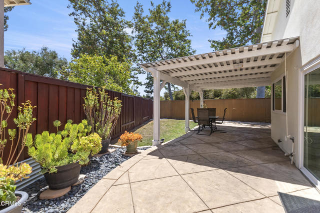 552 Cayo Grande Court, Newbury Park CA: https://media.crmls.org/mediaz/9c940c04-29af-4c18-a77f-011799037b11.jpg