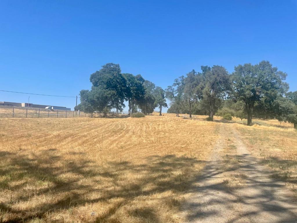 4555 Rocklin Road, Rocklin, CA 95677