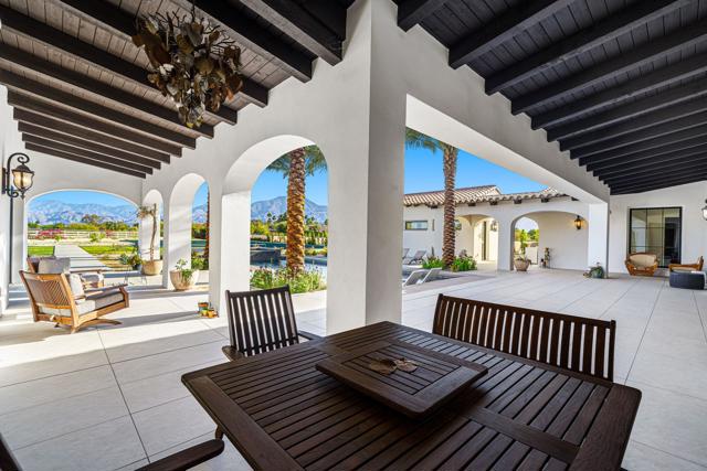 80980 Vista Galope, La Quinta CA: https://media.crmls.org/mediaz/9c95200b-8439-40c1-8ed5-e4c415f11964.jpg