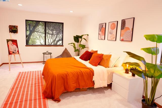 351 El Toyonal, Orinda CA: https://media.crmls.org/mediaz/9c95bb3a-6aad-4e0a-804d-49ed4defdd6f.jpg
