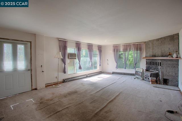 Image 22 of 34 For 211 Vallecito Ln