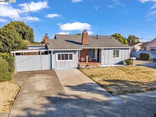2140 W Avenue 134Th, San Leandro CA: https://media.crmls.org/mediaz/9c962801-fd8a-41fe-ab27-77fb092bc79e.jpg