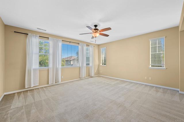 32066 Red Mountain Way, Temecula CA: https://media.crmls.org/mediaz/9c967088-f15e-43b4-88a2-38f4d4670eab.jpg