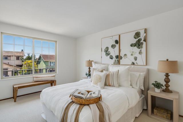 373 Coral Ridge Drive, Pacifica CA: https://media.crmls.org/mediaz/9c96eede-f7e0-4fef-9c3c-1207ae4c0fa9.jpg