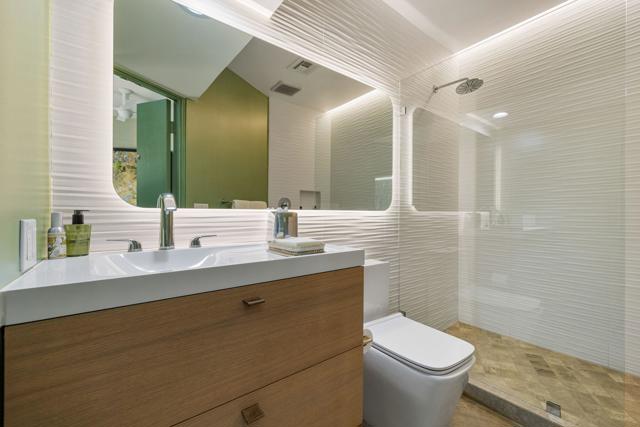 21 Clancy Lane Estates, Rancho Mirage CA: https://media.crmls.org/mediaz/9c975c95-520f-41d8-9a9f-81605002ecfd.jpg