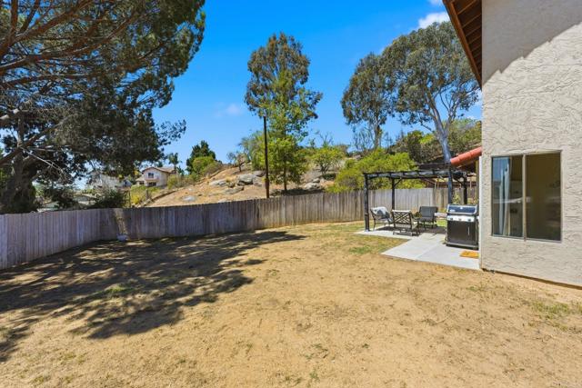 1851 Normandy Gln, Escondido, CA 92027 photo 39