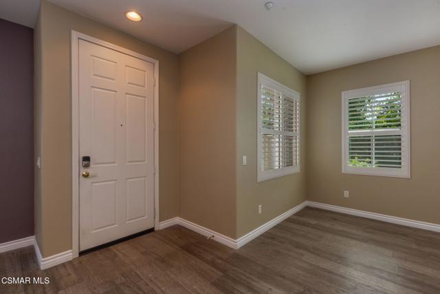 3343 Shadetree Way, Camarillo CA: https://media.crmls.org/mediaz/9c9950cc-7db6-42a0-bc07-6943ad6edd1b.jpg