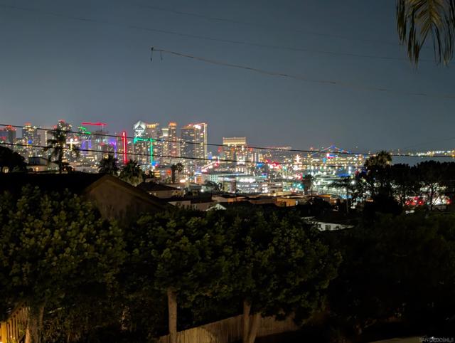 1034 W Quince, San Diego CA: https://media.crmls.org/mediaz/9c9dce15-9d6b-464f-b460-f7bcabc0d4cf.jpg