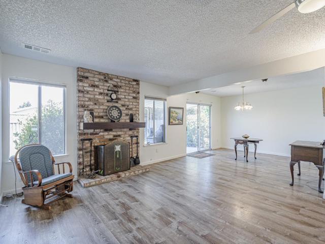 763 Delta Way, Watsonville CA: https://media.crmls.org/mediaz/9c9f77bf-4edd-4549-aaf8-a857c5dbfc2d.jpg