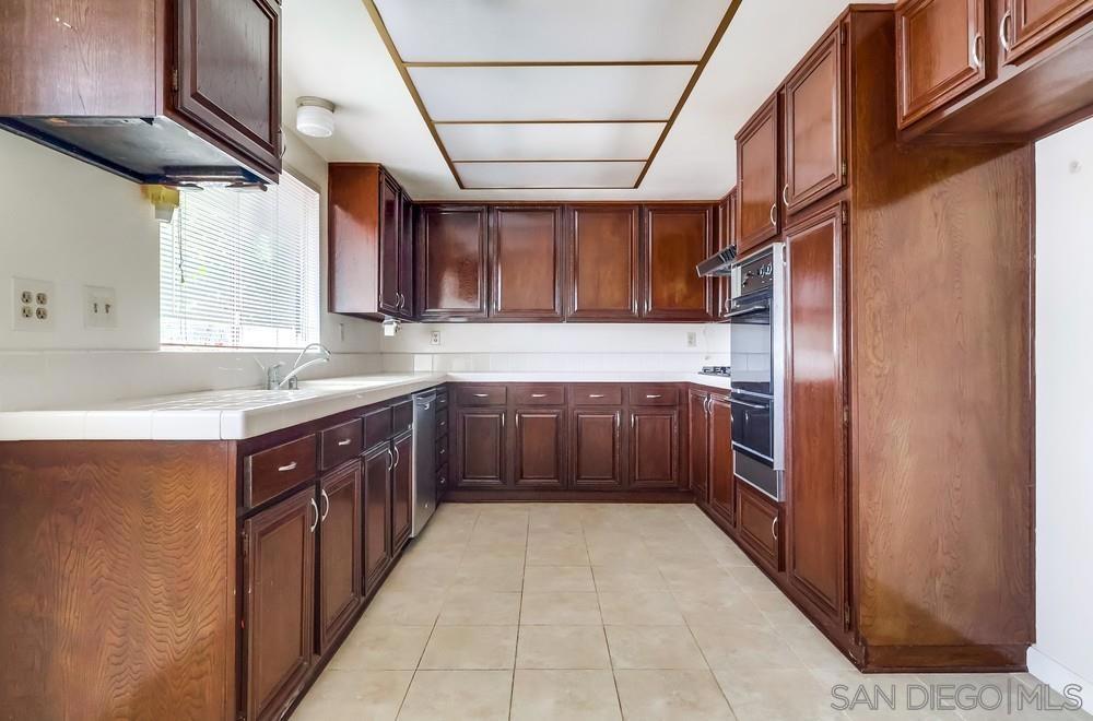 MLS #250042910SD image #21