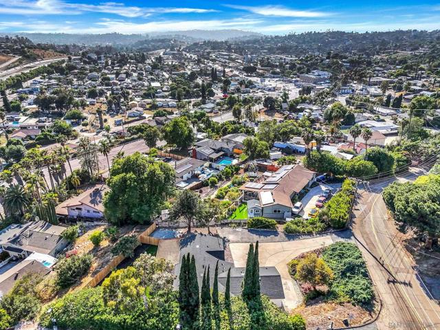 10183 Madrid Way, Spring Valley CA: https://media.crmls.org/mediaz/9ca41f03-cc50-425d-a0a3-53289184aefd.jpg