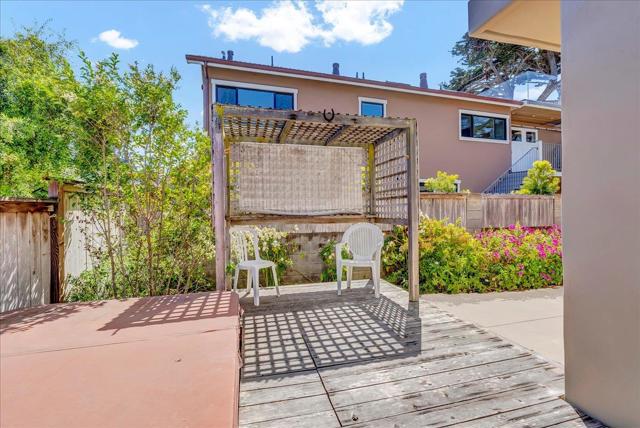 1037 Shell Avenue, Pacific Grove CA: https://media.crmls.org/mediaz/9ca42fbe-51d1-4f5b-989f-23643cf1f698.jpg