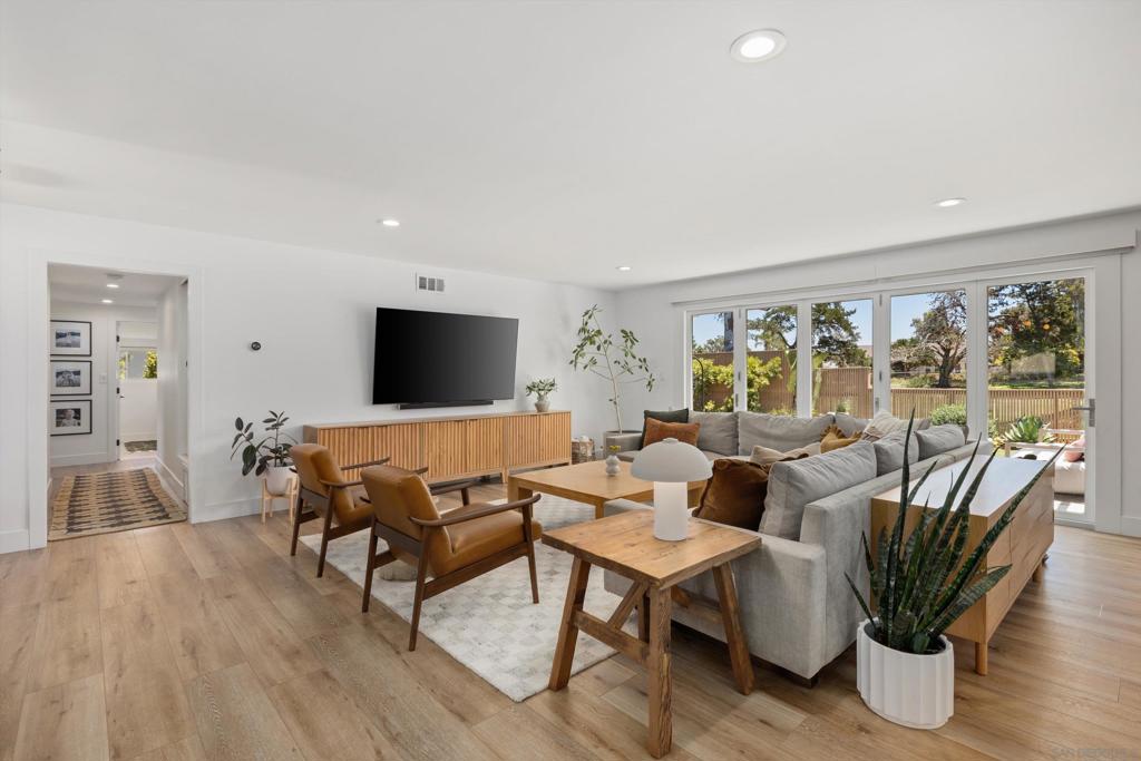 1063 San Julian - photo 5